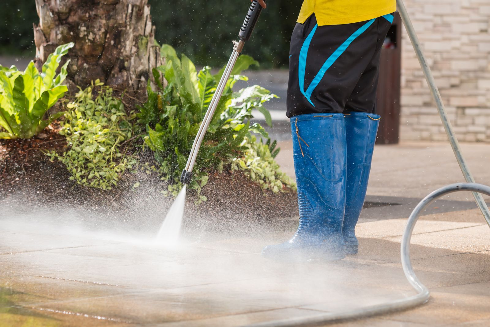 Commercial Pressure Washing